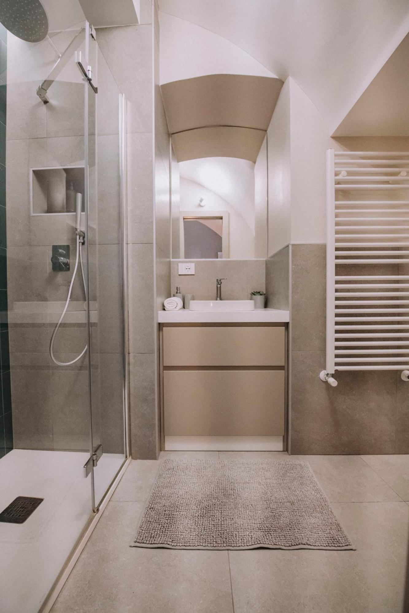 Sea Glow - Luxury Apartment Bisceglie Bagian luar foto